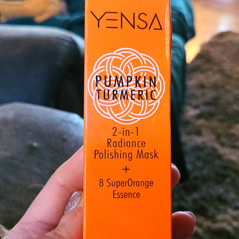 Yensa pumpkin turmeric 2 in 1 mask